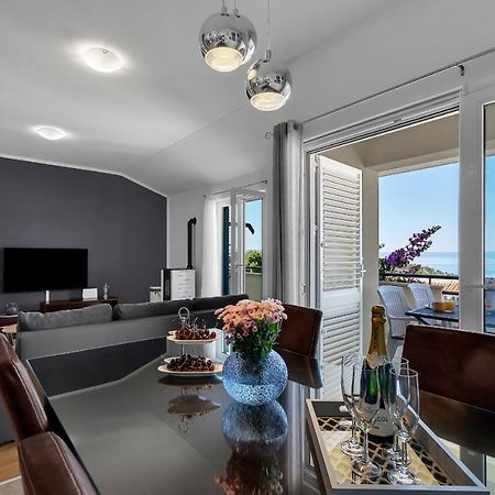 Stunning City View Apartment Макарска Экстерьер фото